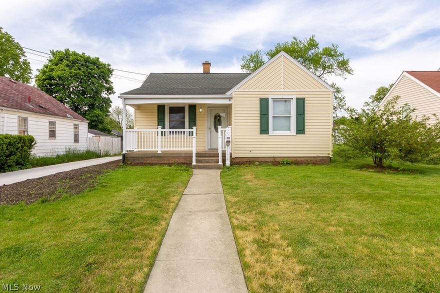 What could be better then a ranch with a two car garage?  How bout an adorable, newly remodeled ranch with a FOUR car garage?  You heard it right folks.  Kitchen has brand new crisp white, soft close cabinets, gorgeous granite counter tops, crowd pleasing island, high end SS appliances and cool trendy light fixtures.  Bedrooms are nicely sized and have ceiling fans for added comfort  House has been panted in pretty neutral colors, has new vinyl flooring though-out, and plantation blinds through-out.  Easy breezy maintenance free concrete front porch, is a great place to relax and unwind when you aren't tinkering in your FOUR car garage.  Awwww, the garages are a thing of beauty!!  They are freshly painted, super clean, has a new roof and is ready for you to bring it!!  Front part of driveway was just poured   Got stuff?  Mechanic, car enthusiast , furniture restorer, "toy" collector, glass blower, the possibilities are endless.  Vroom vroom, put the pedal to the metal before this one s