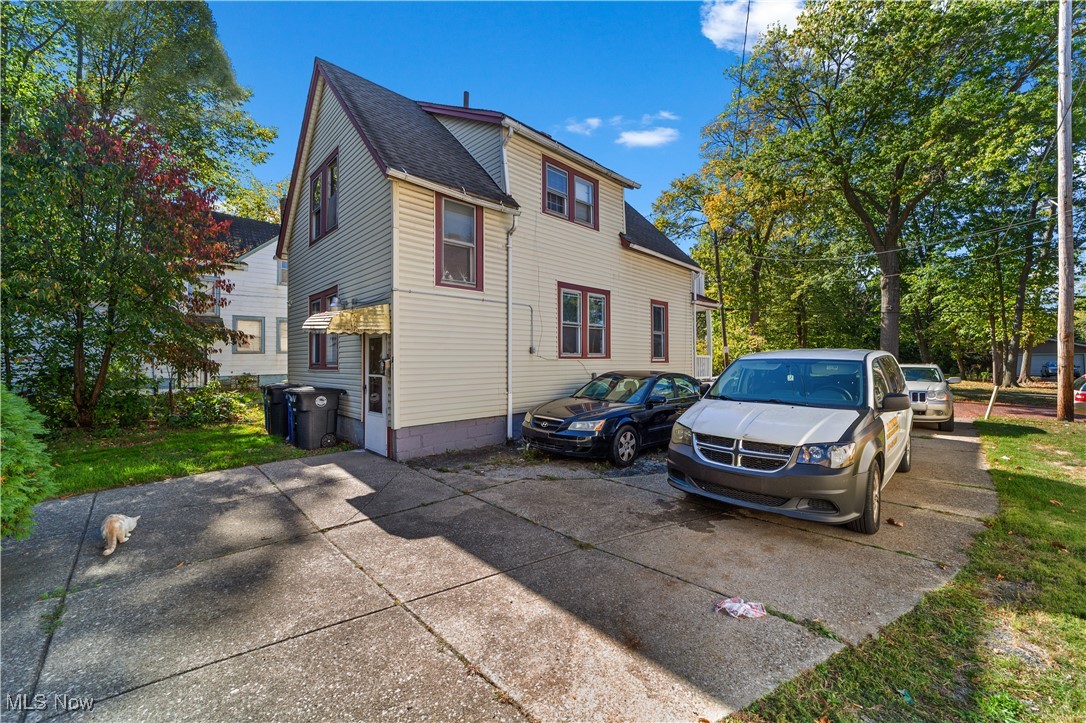 2883 E 114th Street
