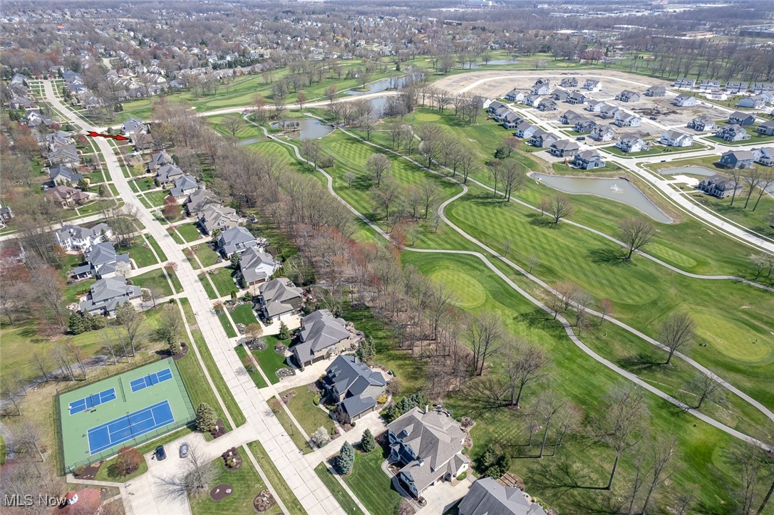 32403 Legacy Pointe Parkway, Avon Lake, Ohio image 48