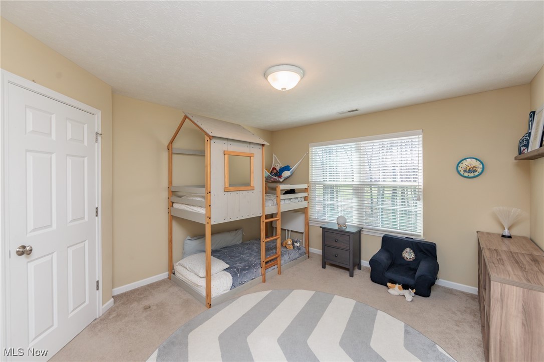 32403 Legacy Pointe Parkway, Avon Lake, Ohio image 18