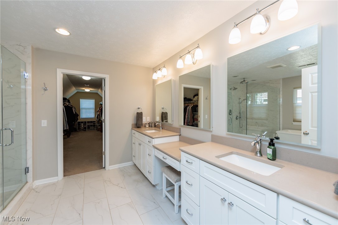 32403 Legacy Pointe Parkway, Avon Lake, Ohio image 30