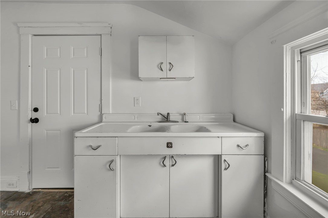 Pelton Farm Allotment - Residential Income