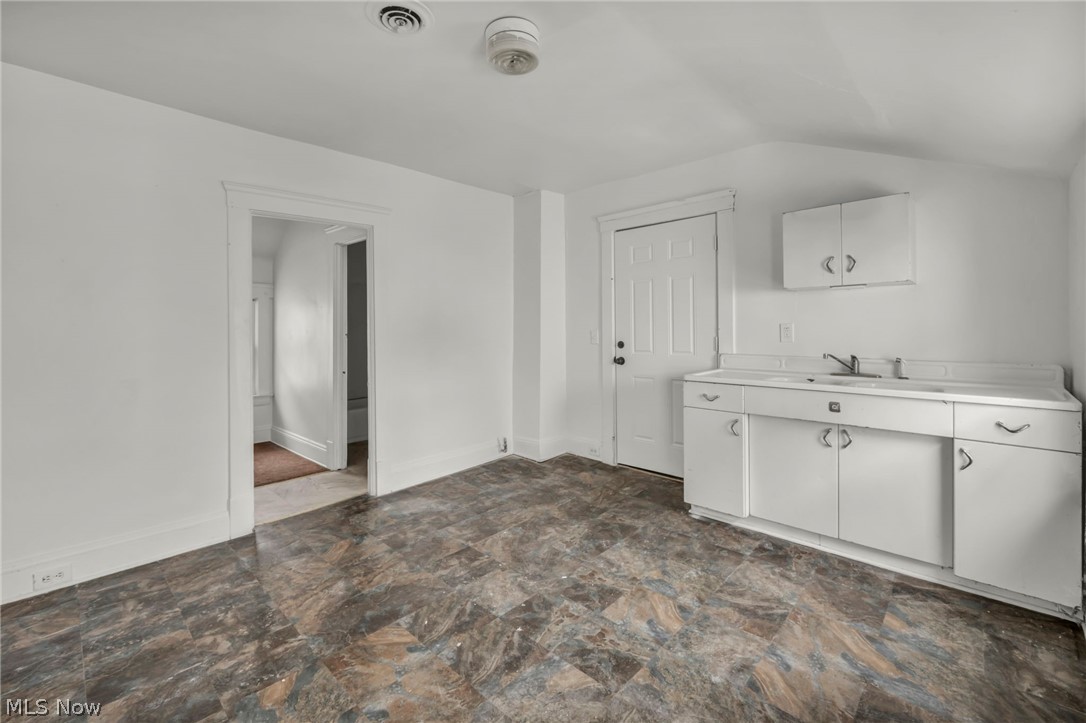 Pelton Farm Allotment - Residential Income