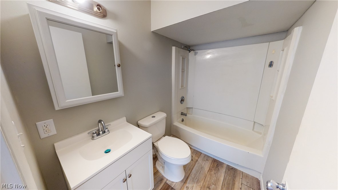 Lorain Woods - Residential