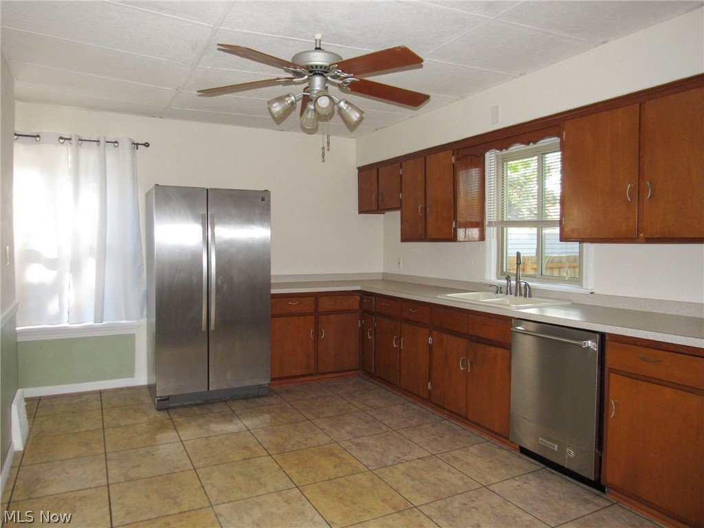 Fairlawn Sub/C W Harrahs - Residential