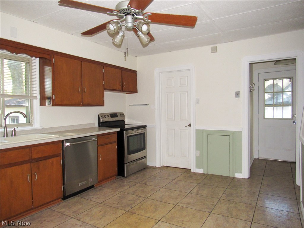 Fairlawn Sub/C W Harrahs - Residential