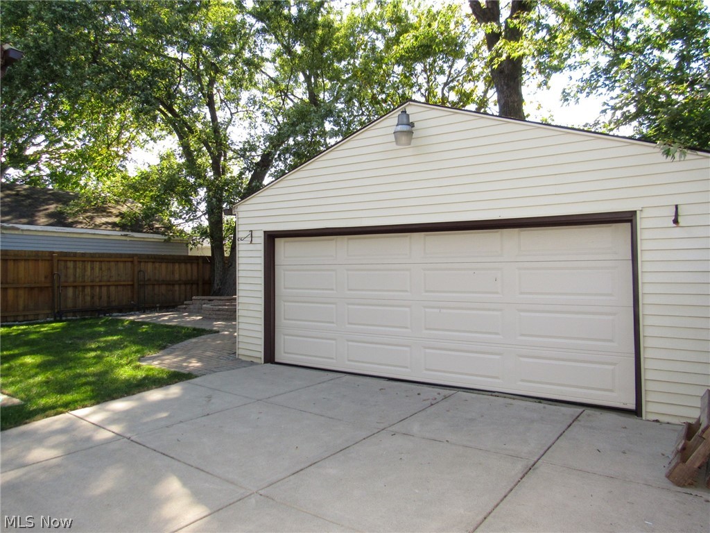 Fairlawn Sub/C W Harrahs - Residential