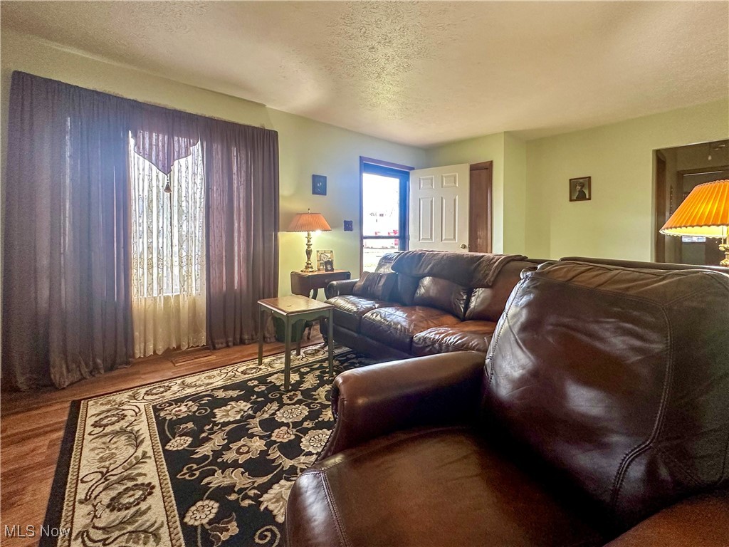 104 Mcdonald Avenue, Niles, Ohio image 3