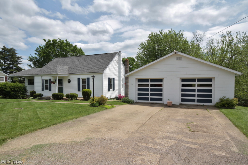 Well maintained 3 Bedroom, 2 Full Bath home with a 2 Car Detached Garage on nearly 3 acres! Updated, bright and airy eat-in kitchen can accomodate a large table plus has a breakfast bar! Ready to finish walkout basement could easily be used for an additional bedroom if needed. Call Cindy today for your personal tour!