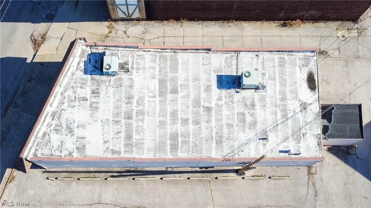 Garfield Blvd - Commercial Sale