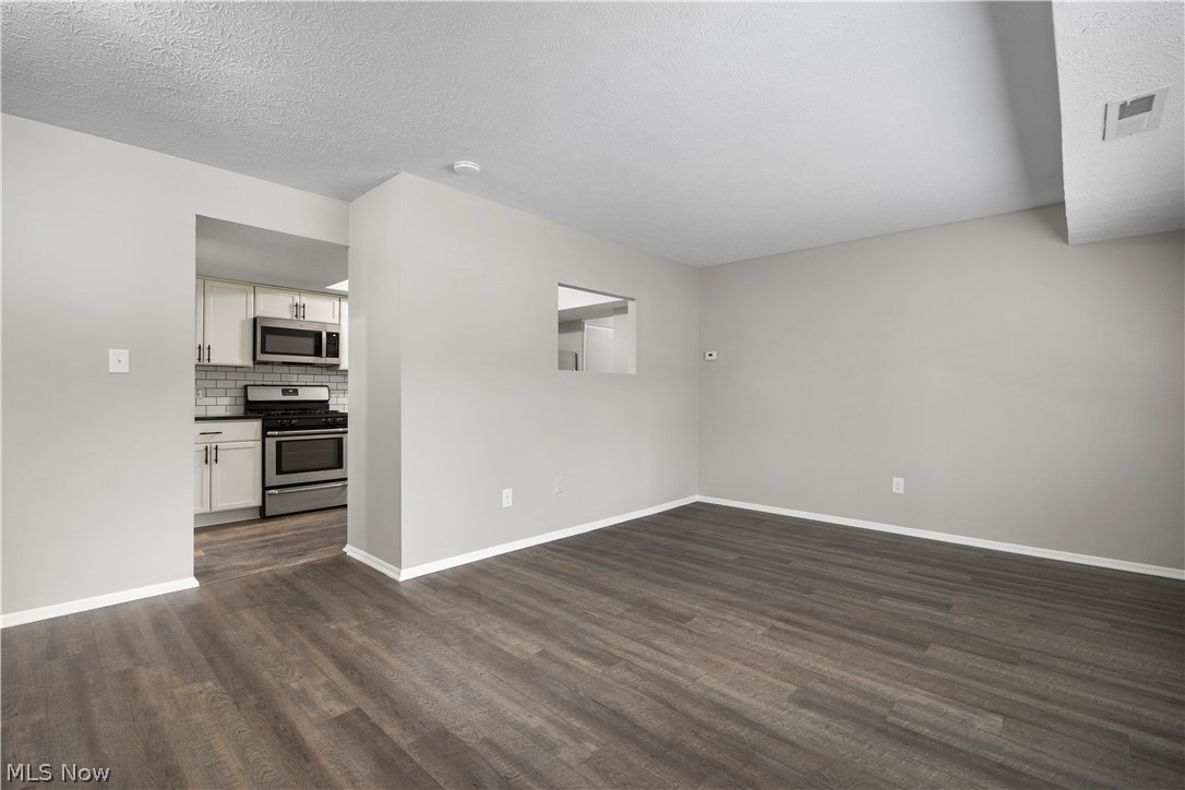 Lake Falls Condo - Residential