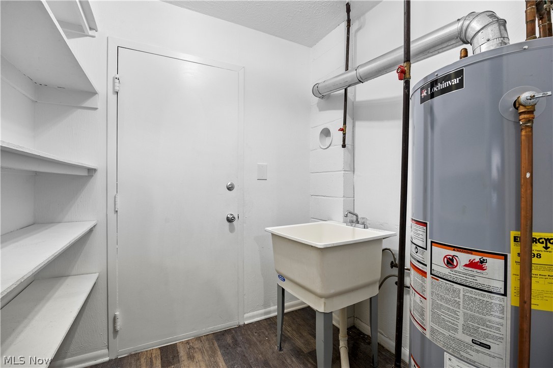 Lake Falls Condo - Residential