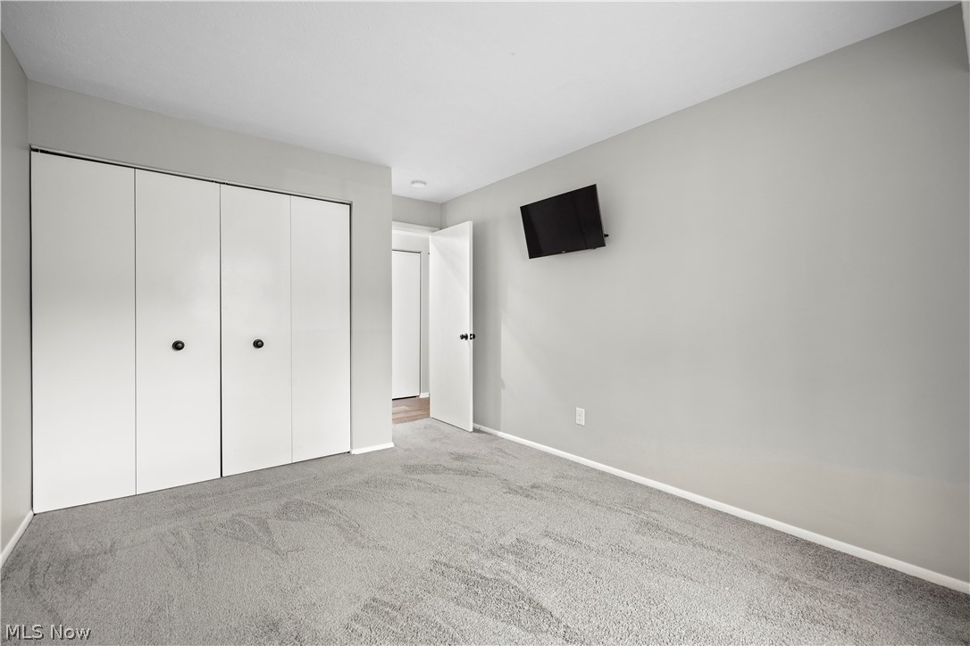 Lake Falls Condo - Residential