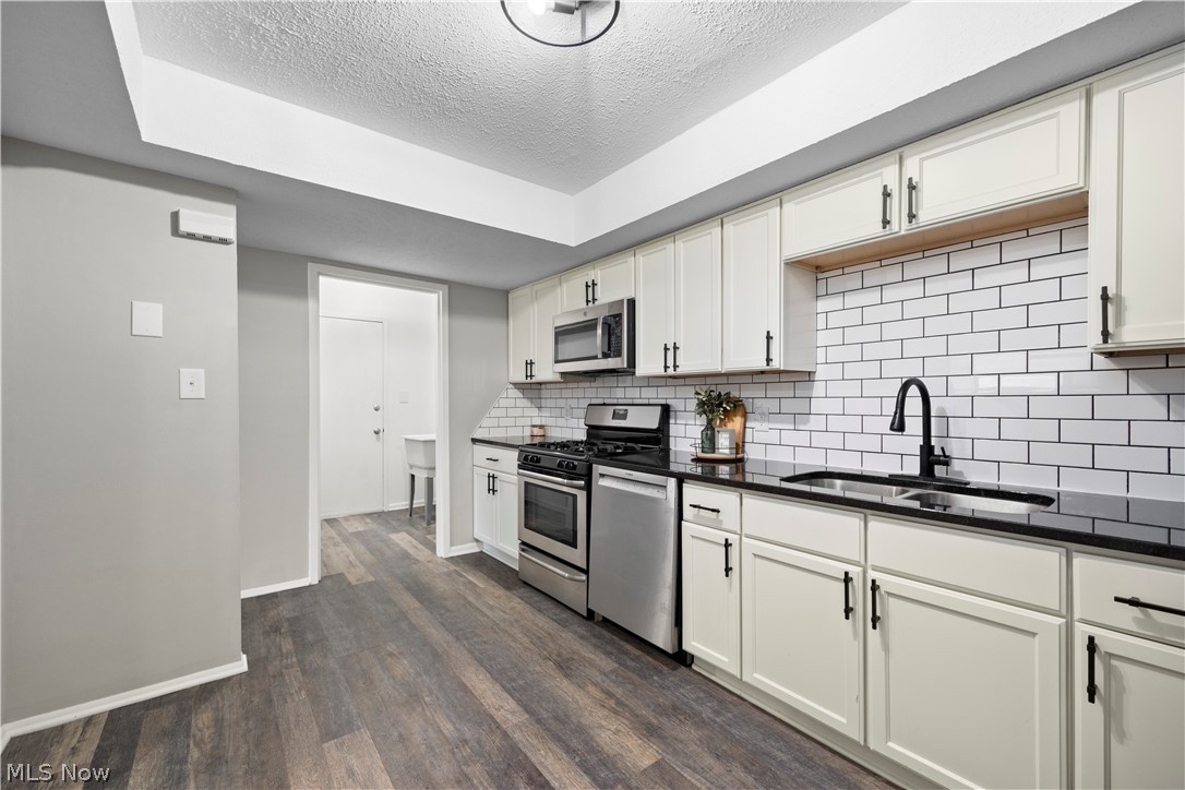 Lake Falls Condo - Residential