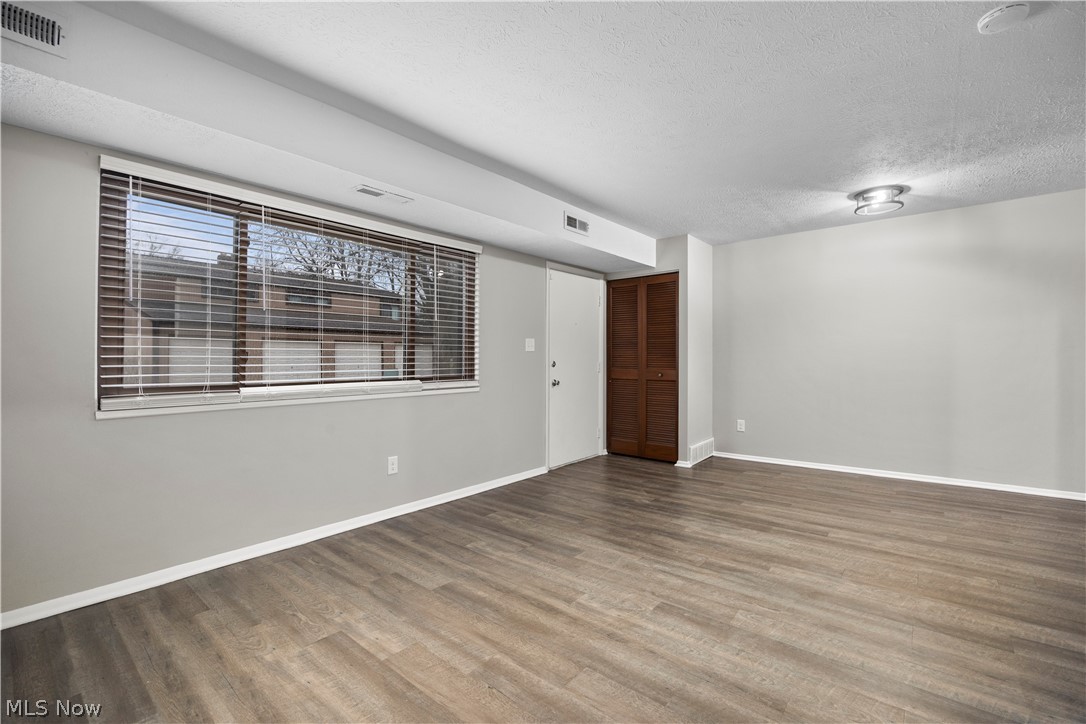 Lake Falls Condo - Residential