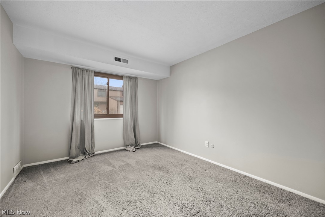 Lake Falls Condo - Residential