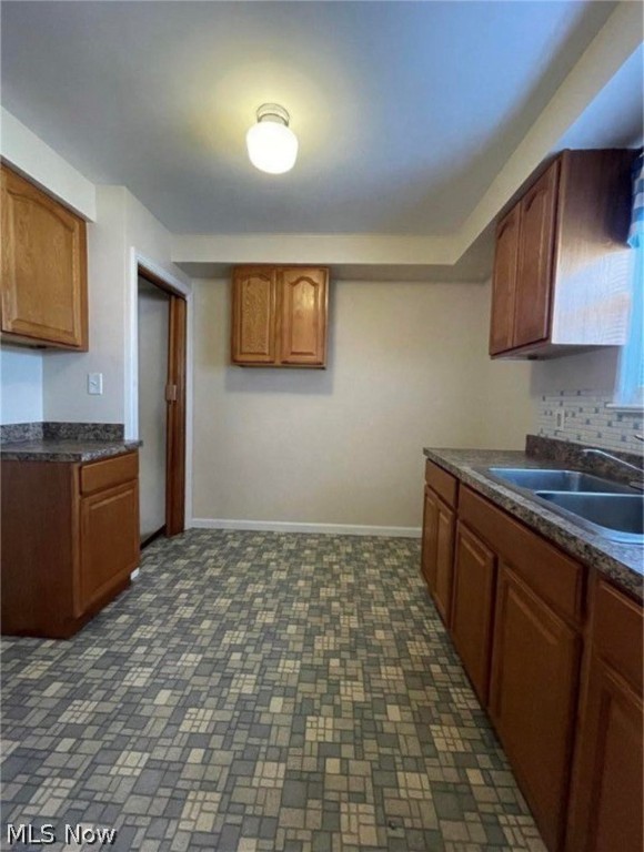 Seltzer Round Companys Garfie - Residential