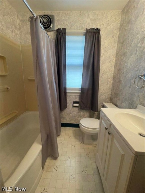 Seltzer Round Companys Garfie - Residential