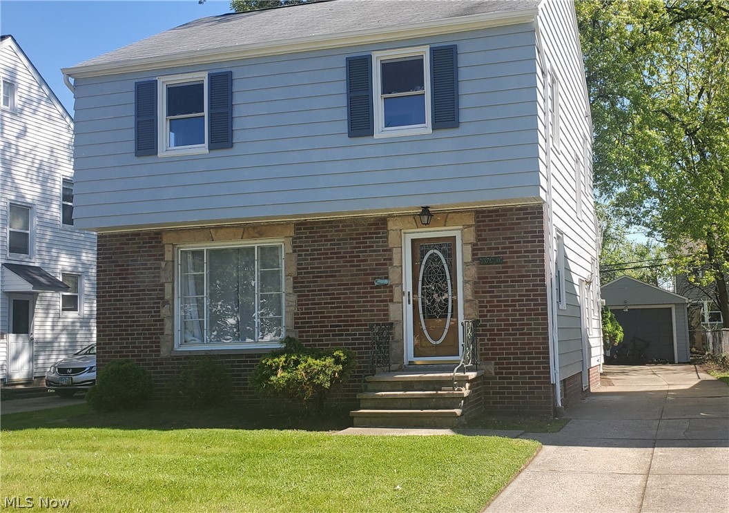 This house has lots to offer with many good features including hardwood floors throughout living and dining rooms, fully screened sunroom, deck, partially finished basement, vinyl windows, fresh paint, new carpet throughout bedrooms. Main bathroom has new vanity, floors and toilet. APHW warranty. This house is located on a nice street in a convenient location. Close to shopping and highways for easy travel to work. Close to schools, parks and recreation. Don't miss out