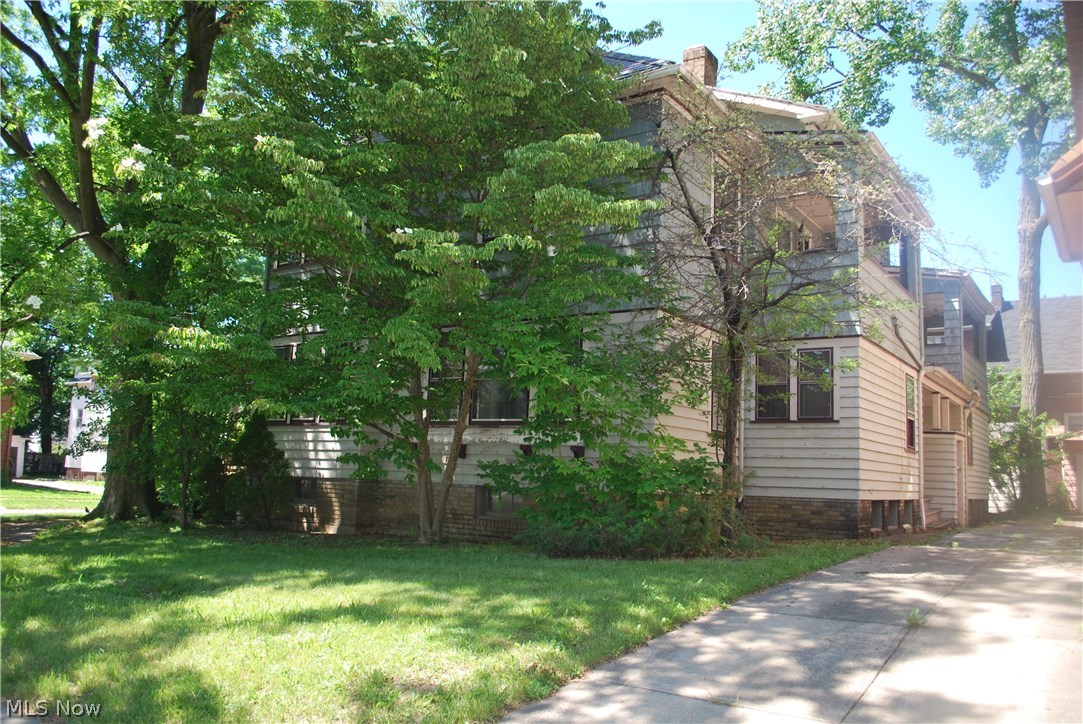 Park 01 - Residential Income