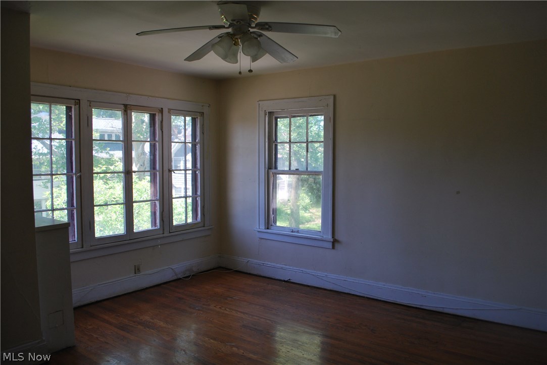 Park 01 - Residential Income