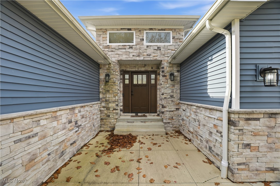 Roaming Rock Xiv - Residential