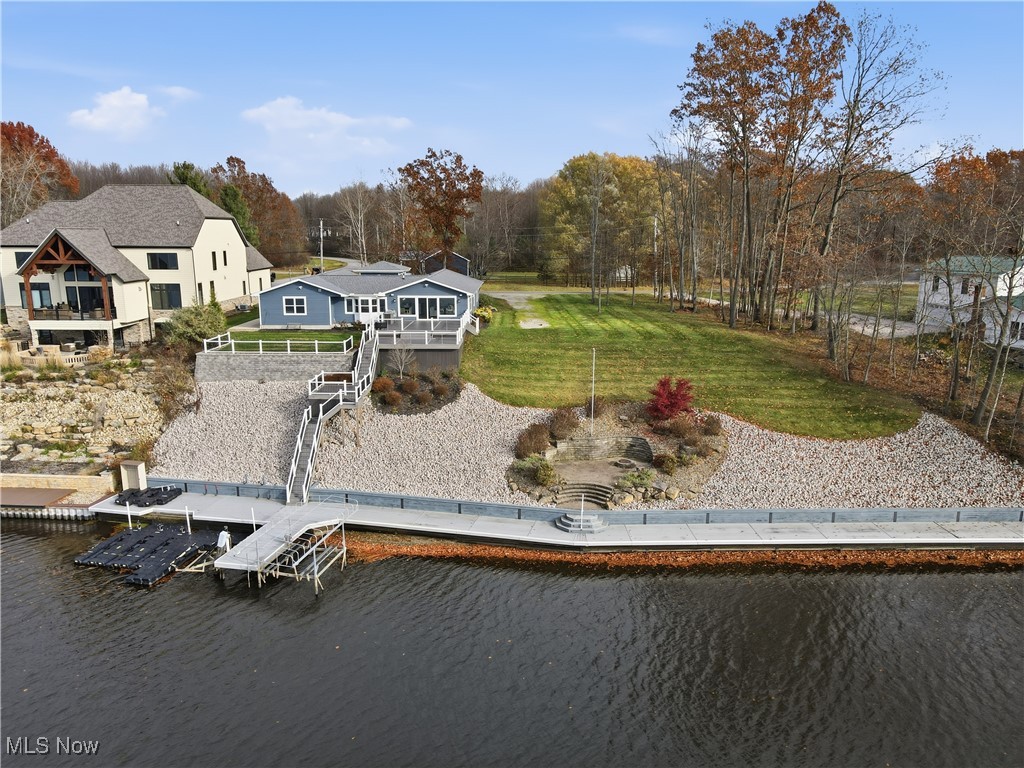 Roaming Rock Xiv - Residential