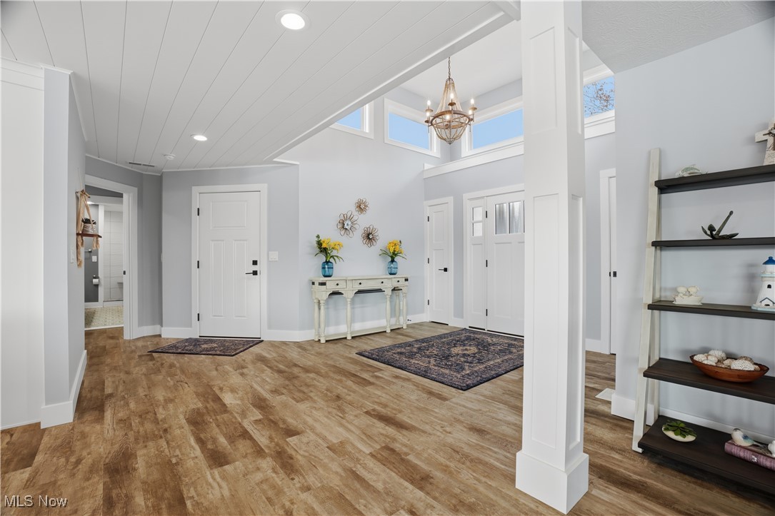 Roaming Rock Xiv - Residential