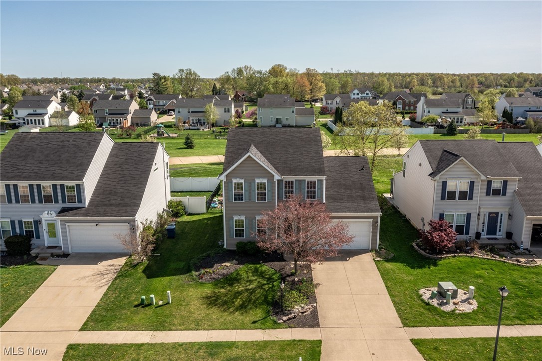 37861 Pebble Lake Trail, North Ridgeville, Ohio image 2
