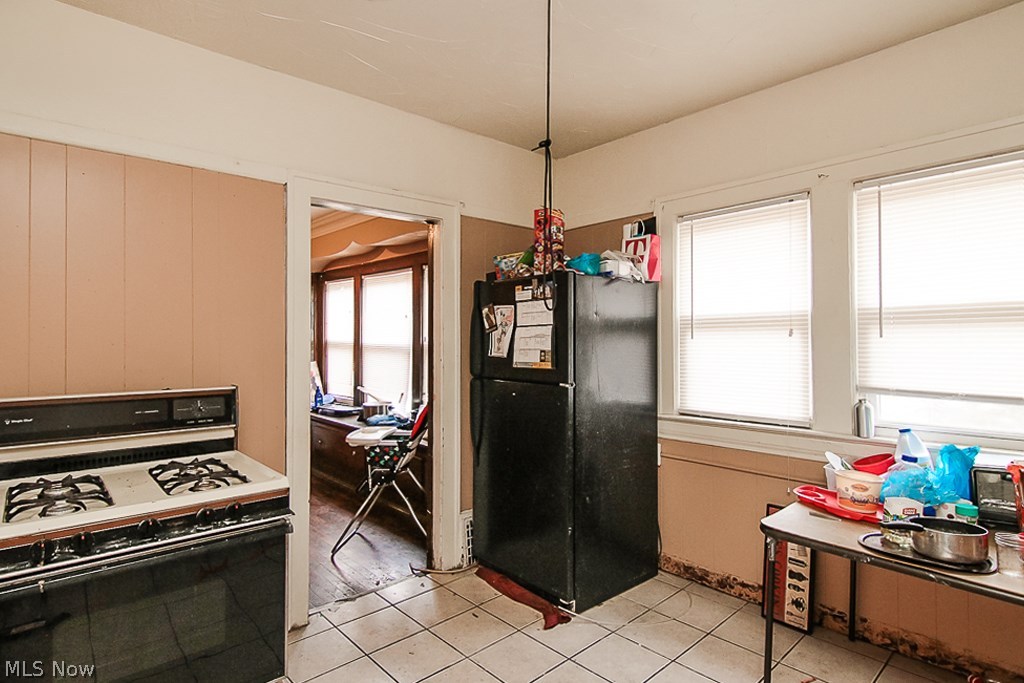 Coventry-Mayfield Land Cos Su - Residential Income