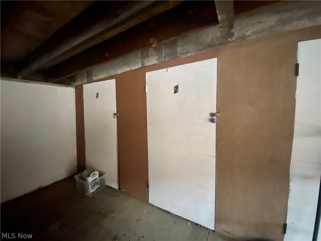 Wiltshire Condo - Residential