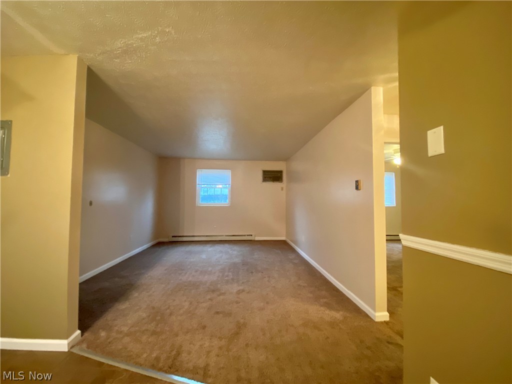 Wiltshire Condo - Residential