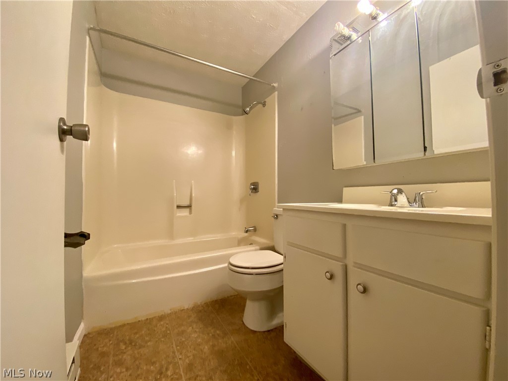 Wiltshire Condo - Residential