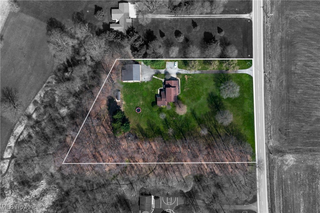 13752 Columbiana Canfield Road