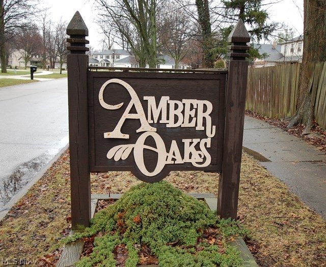 Amber Oaks - Residential