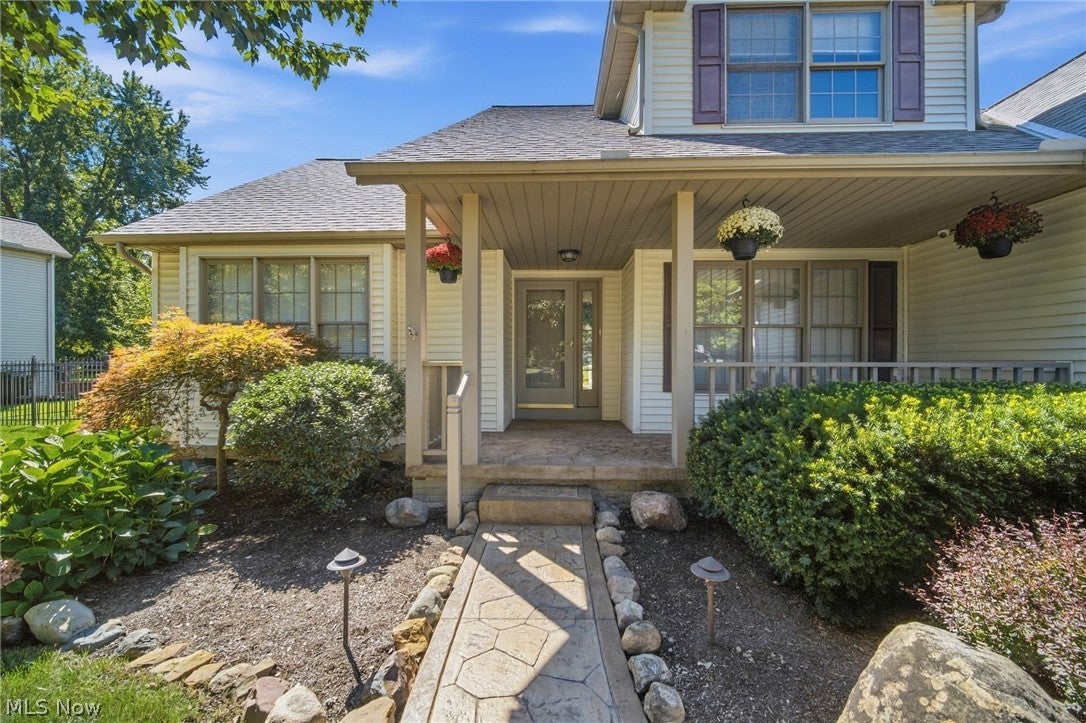 37099 Hunters Trail