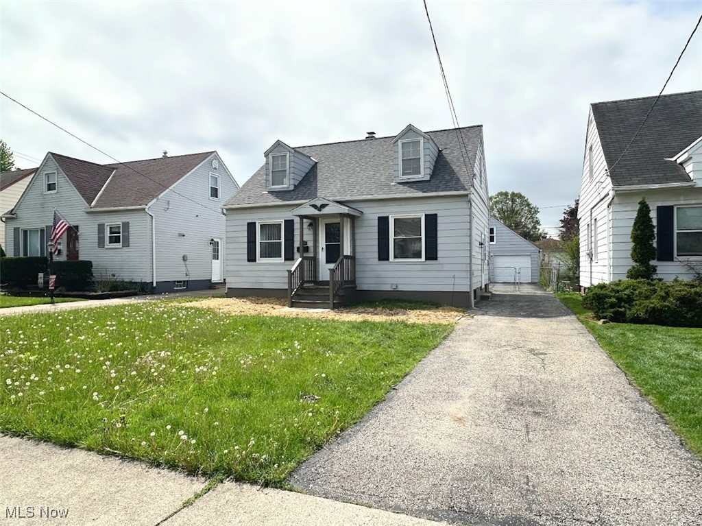 16114 Turney Road, Maple Heights, Ohio image 1