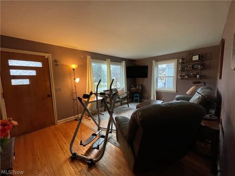 Tiny photo for 809 Lakeview Avenue NW, Canton, OH 44708 (MLS # 5203196)