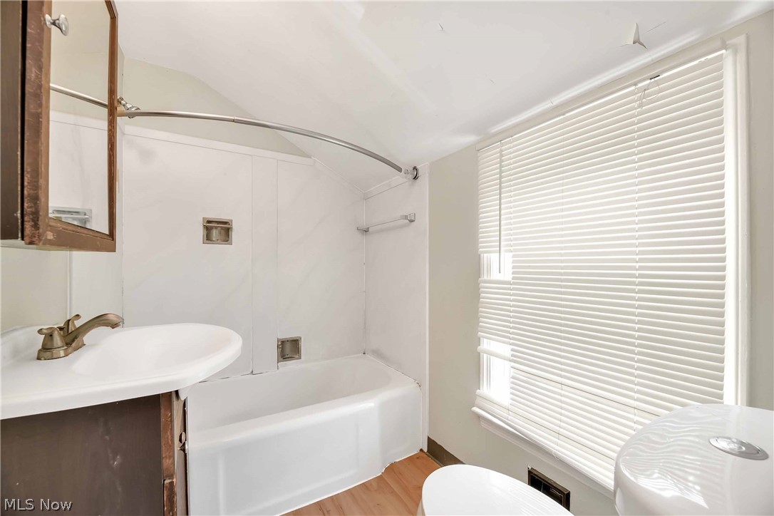 Shores Homes - Residential