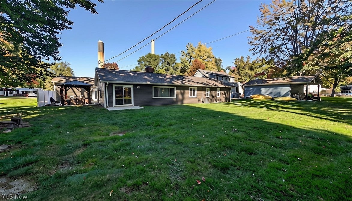 16 Keewaydin Drive