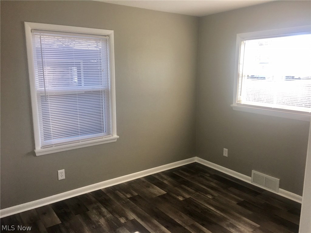 Estates Circle - Residential