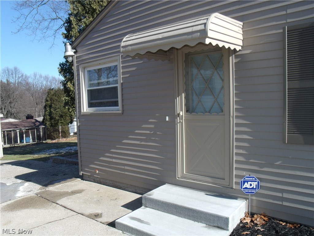 Estates Circle - Residential