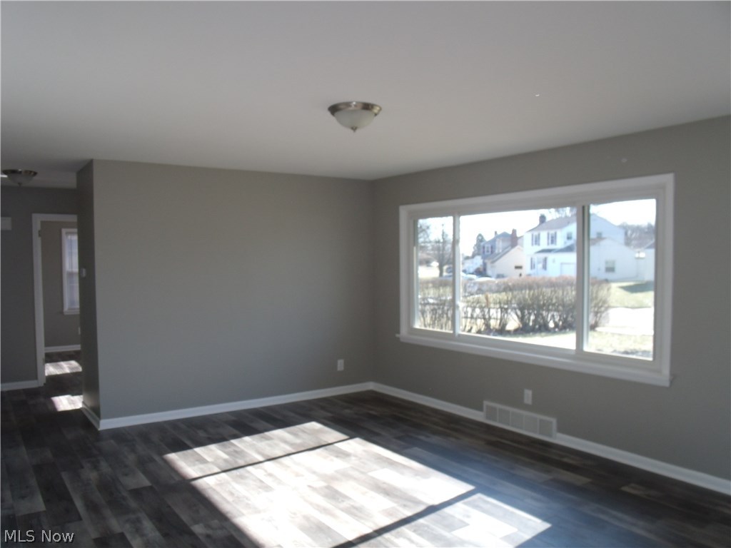 Estates Circle - Residential