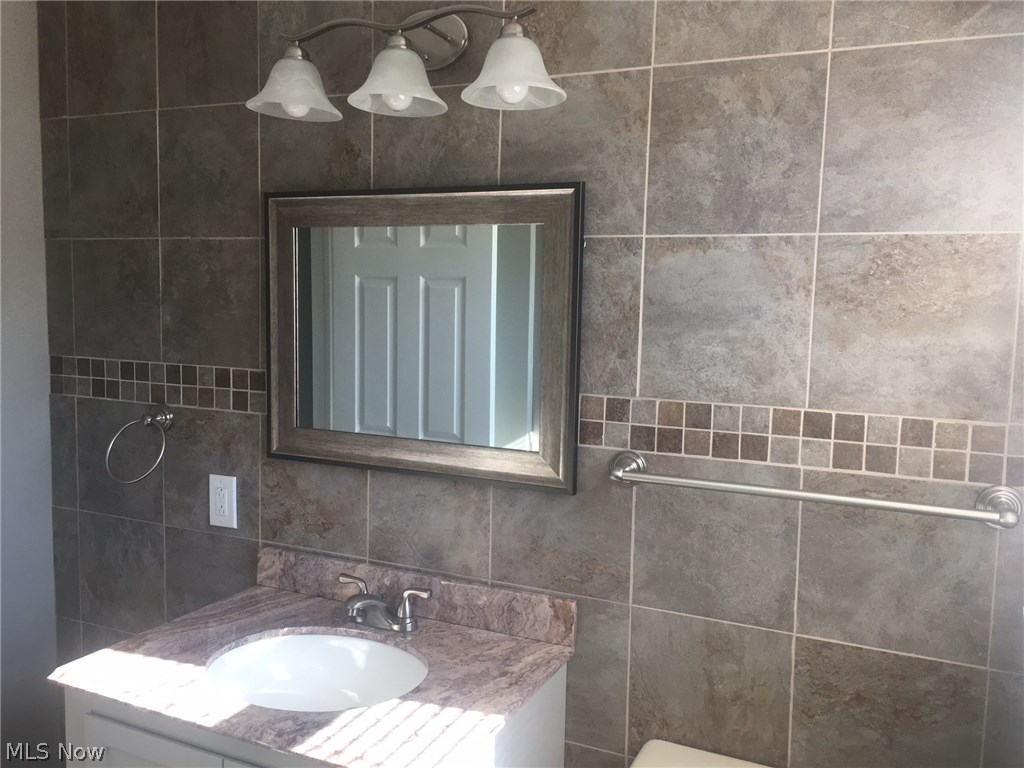 Estates Circle - Residential