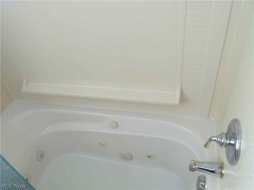 Estates Circle - Residential