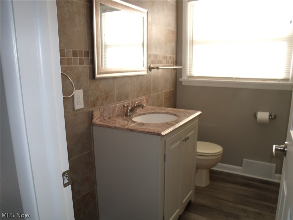 Estates Circle - Residential