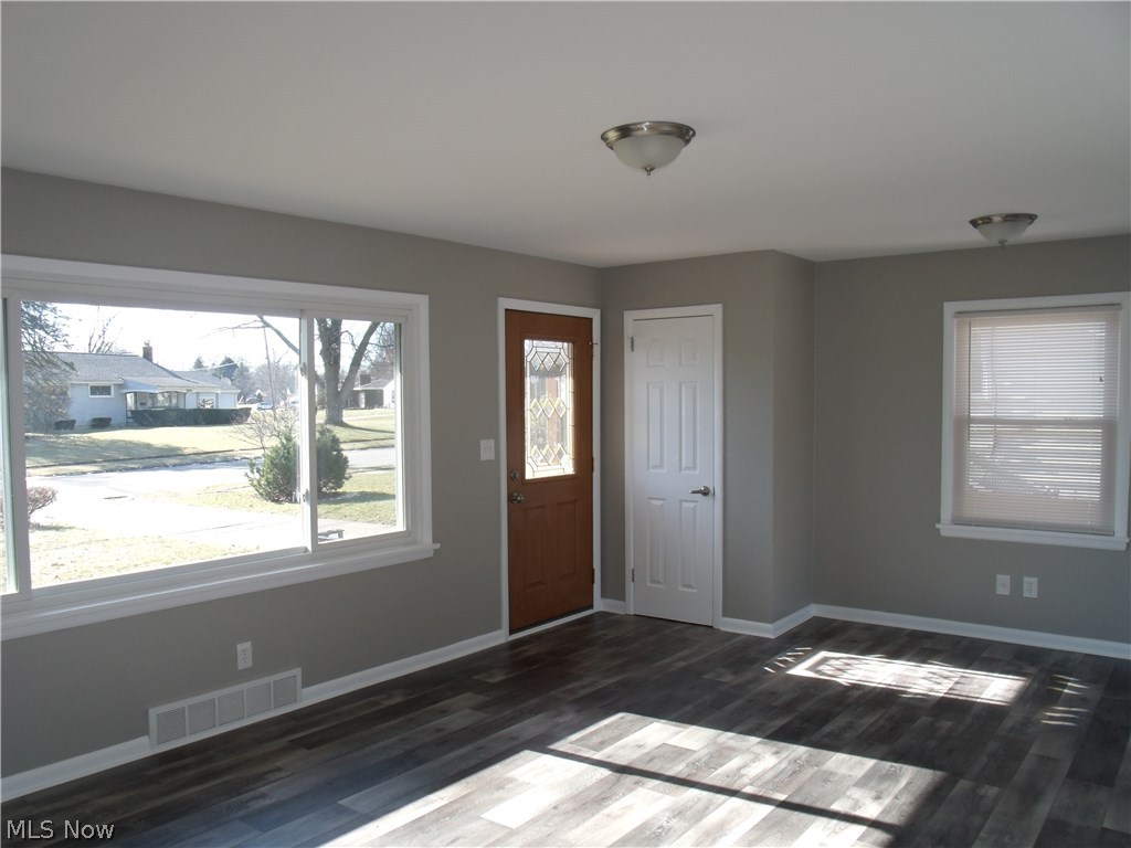 Estates Circle - Residential