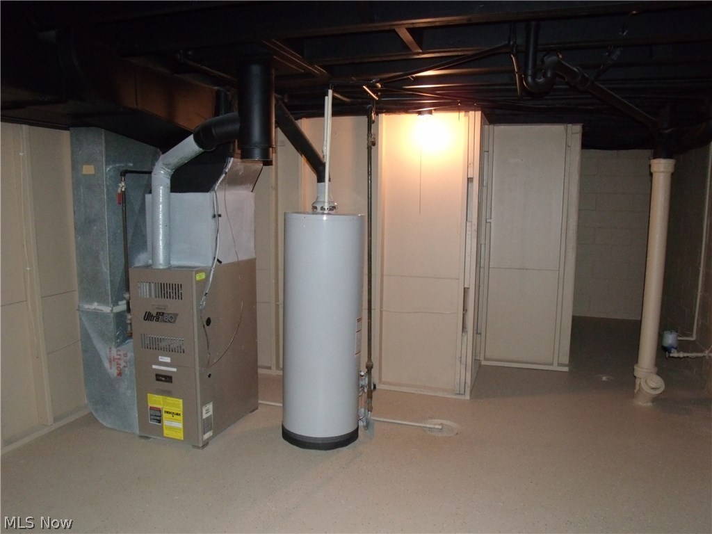 Estates Circle - Residential