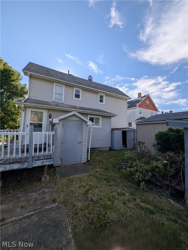 33 Hyde Avenue