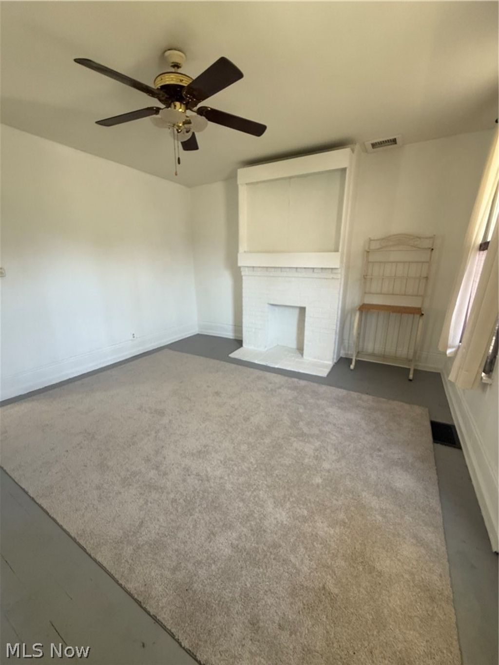 Photo of 413 Fairbanks Street, Zanesville, OH 43701 (MLS # 5214032)